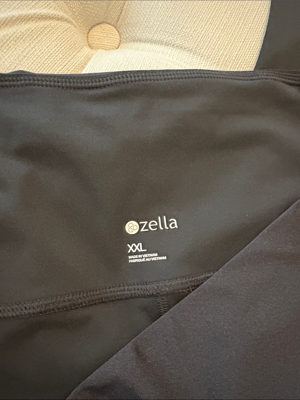 Zella Black Performance Leggings with Perforated Design NWT size XXL - Picture 2 of 8